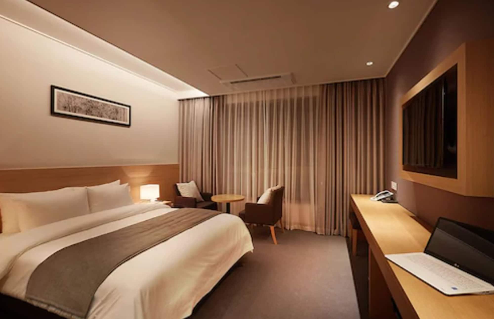Osong H Hotel Sejong City Cheongju Dış mekan fotoğraf