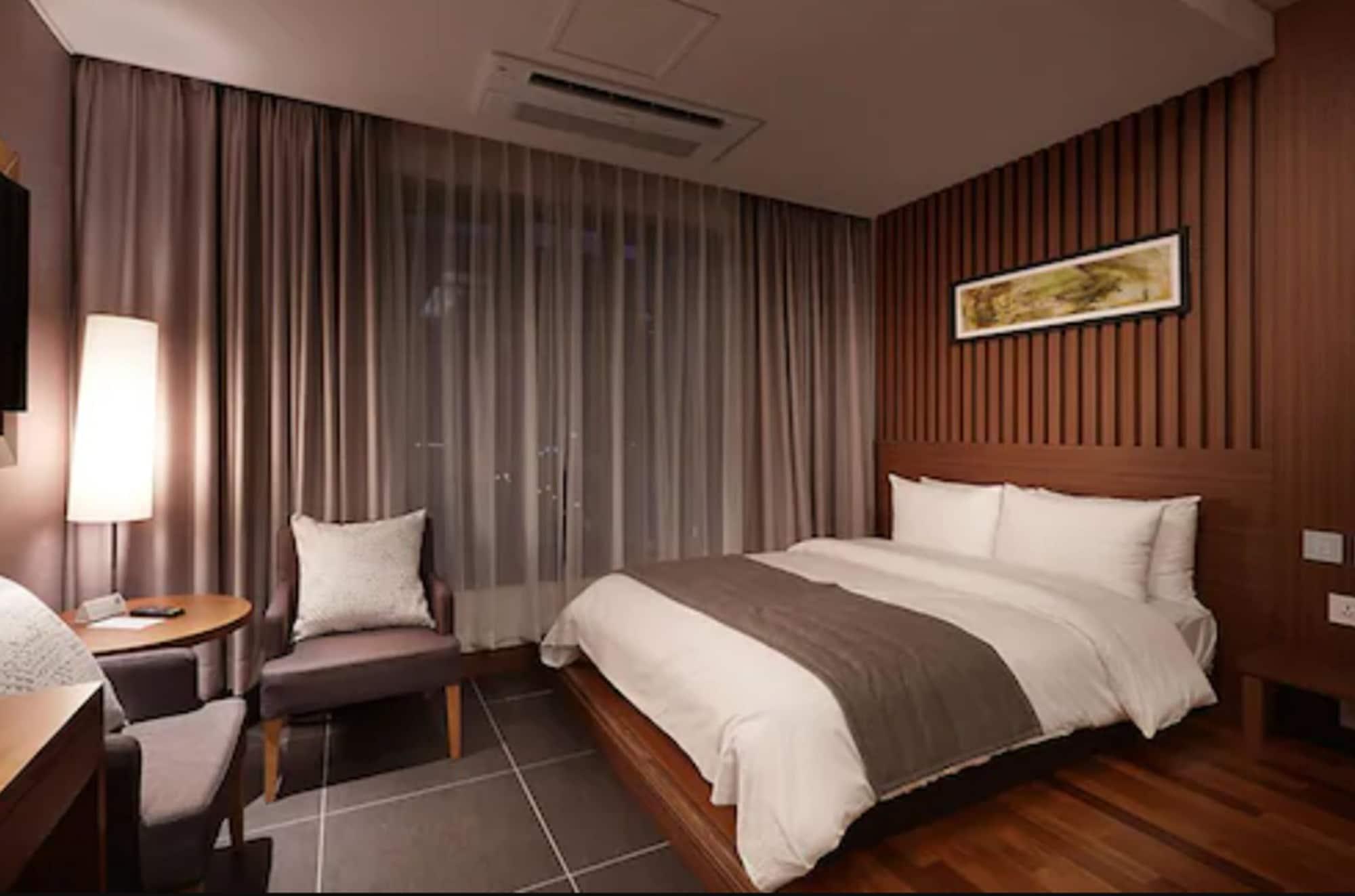 Osong H Hotel Sejong City Cheongju Dış mekan fotoğraf