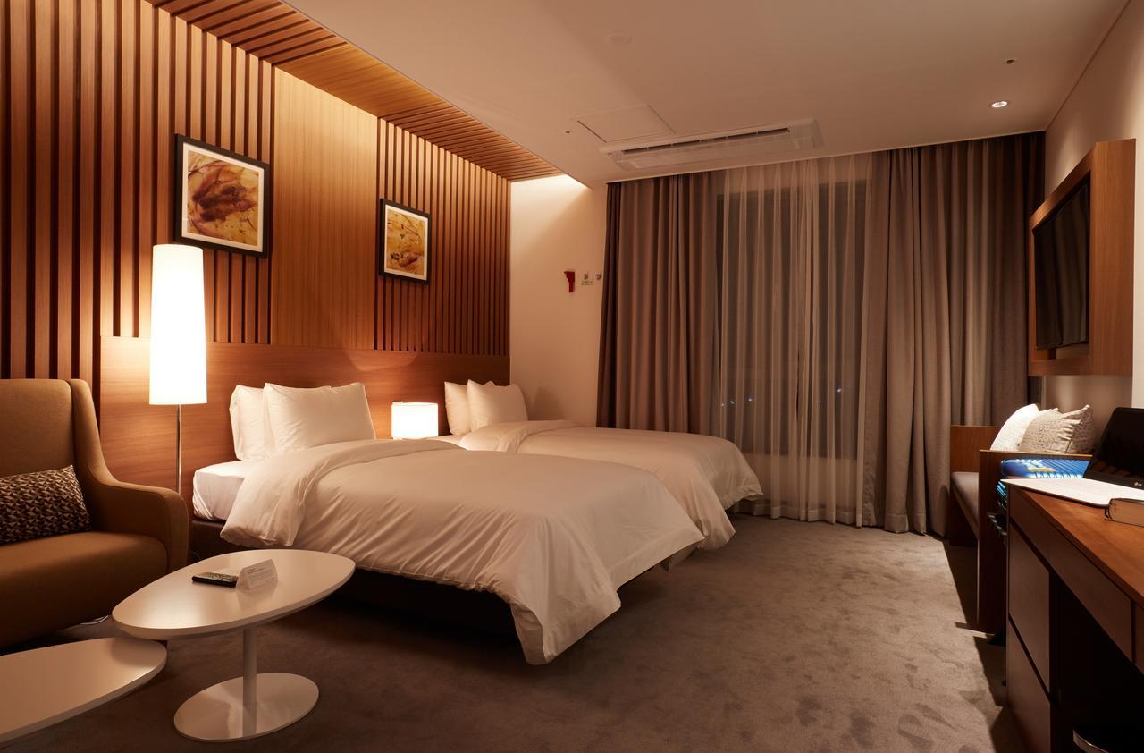 Osong H Hotel Sejong City Cheongju Dış mekan fotoğraf