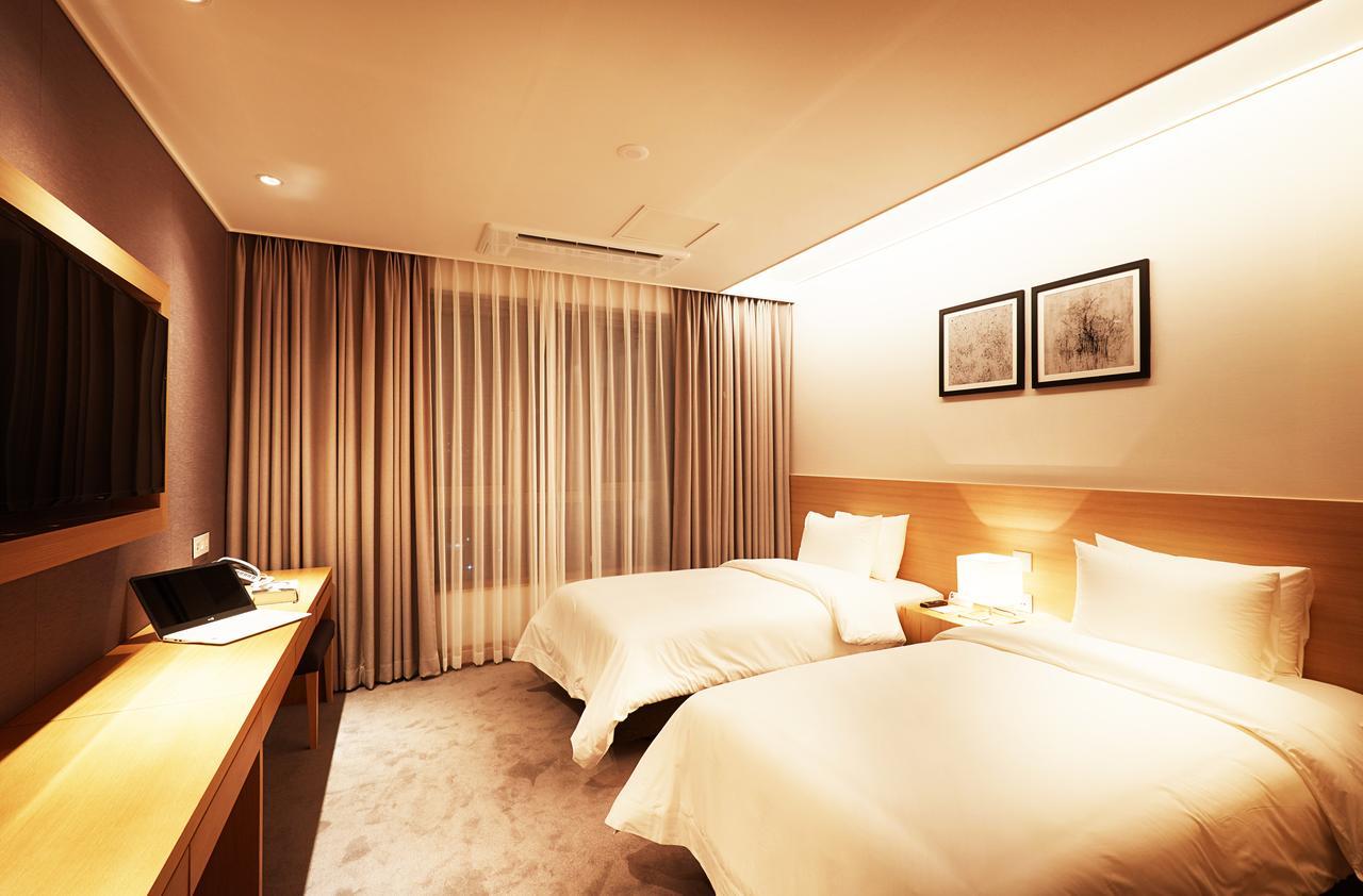 Osong H Hotel Sejong City Cheongju Dış mekan fotoğraf